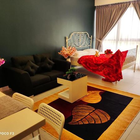 Cozy Studio Unit,Cyberjaya,Wifi, Netflix,Free Parking Εξωτερικό φωτογραφία