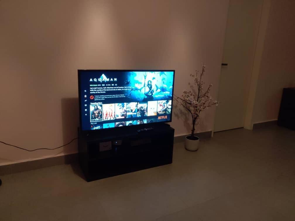 Cozy Studio Unit,Cyberjaya,Wifi, Netflix,Free Parking Εξωτερικό φωτογραφία