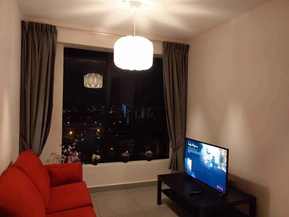 Cozy Studio Unit,Cyberjaya,Wifi, Netflix,Free Parking Εξωτερικό φωτογραφία