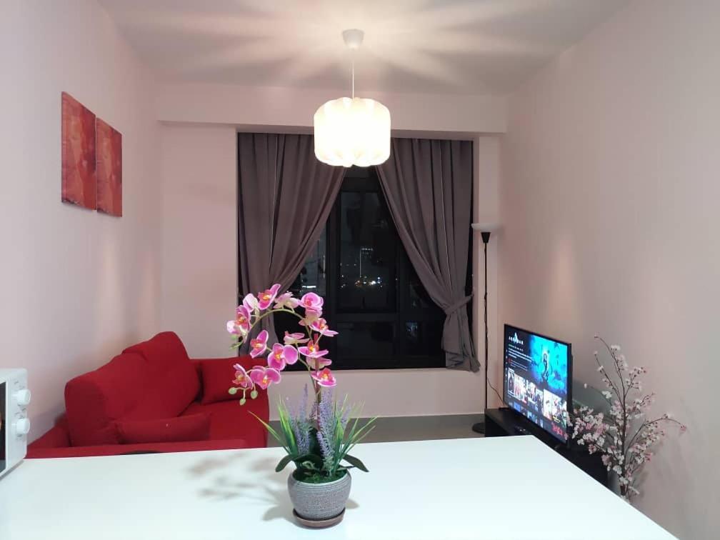 Cozy Studio Unit,Cyberjaya,Wifi, Netflix,Free Parking Εξωτερικό φωτογραφία