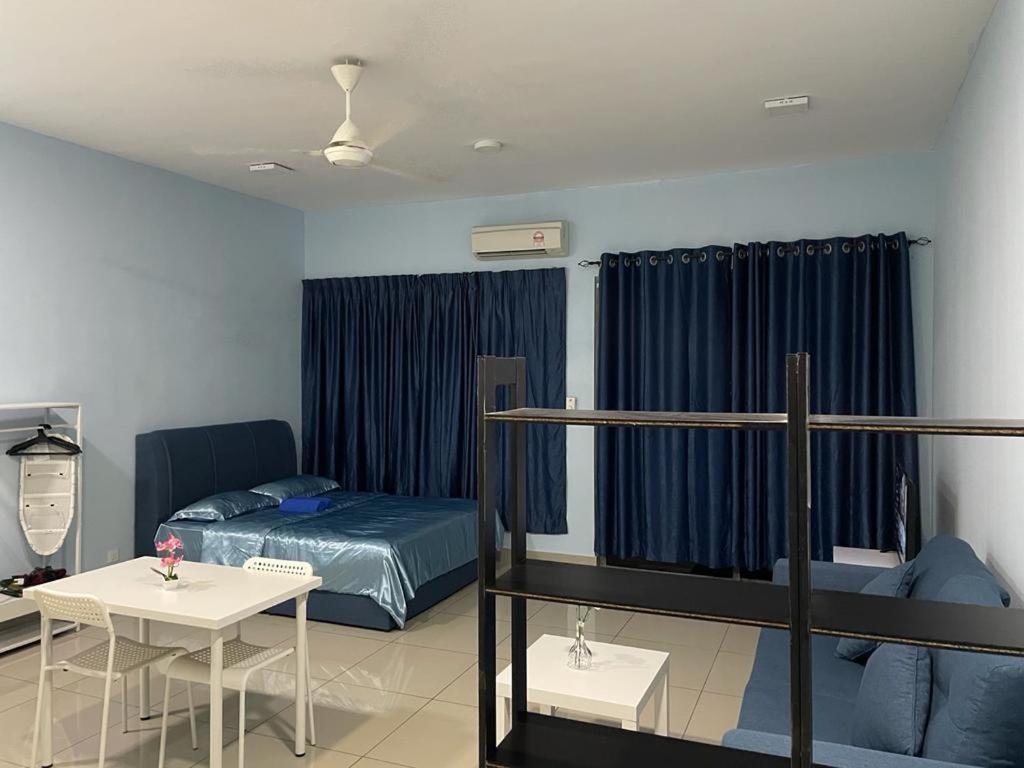 Cozy Studio Unit,Cyberjaya,Wifi, Netflix,Free Parking Εξωτερικό φωτογραφία