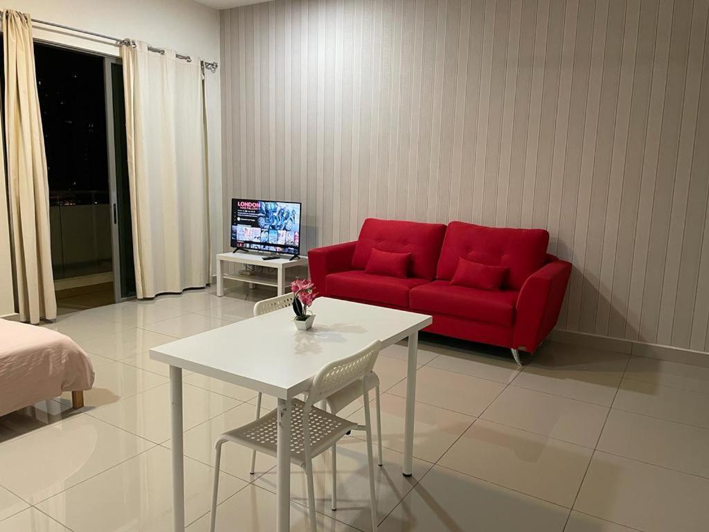Cozy Studio Unit,Cyberjaya,Wifi, Netflix,Free Parking Εξωτερικό φωτογραφία