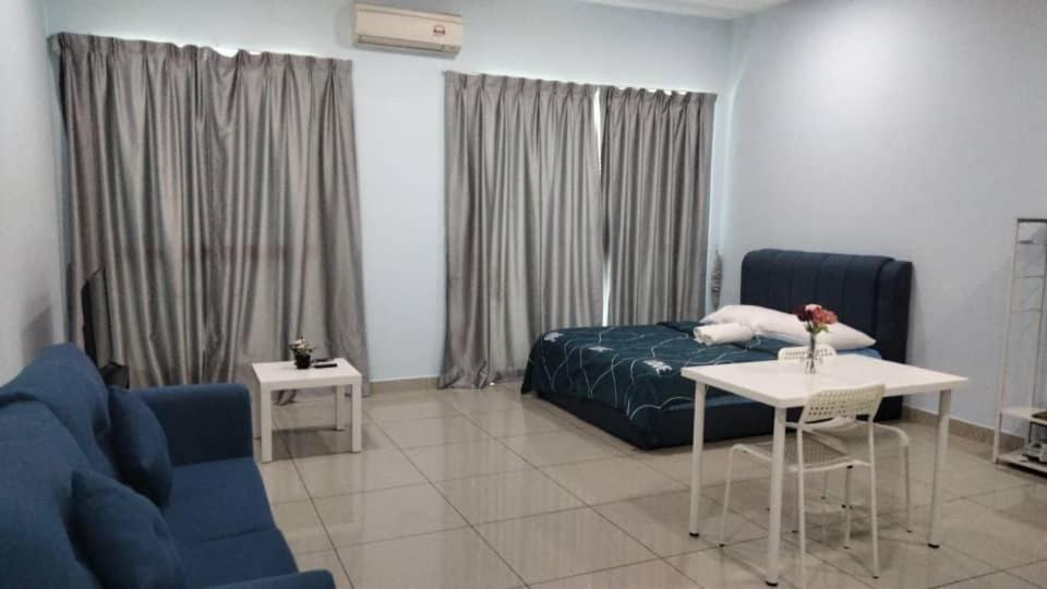 Cozy Studio Unit,Cyberjaya,Wifi, Netflix,Free Parking Εξωτερικό φωτογραφία